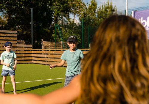 Terrain sports au camping de la Réserve